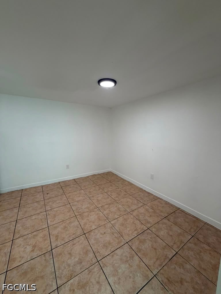 2148 Dora Street, Unit 9 Fort Myers, FL 33901 - Photo 2 of 11