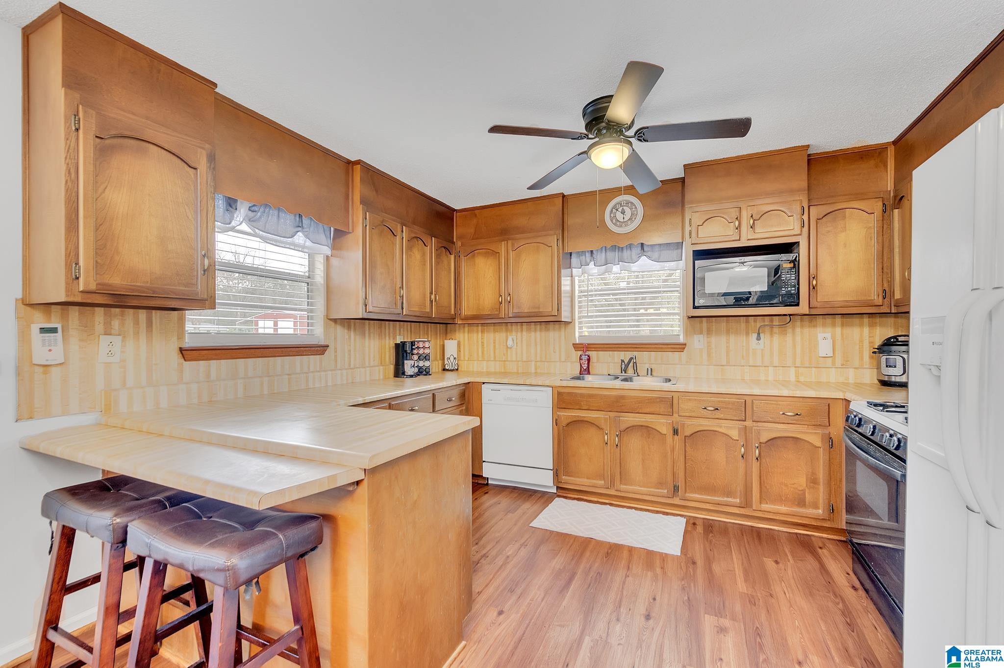 7900 Ed Jones Road Gardendale, AL 35071 - Photo 10 of 25