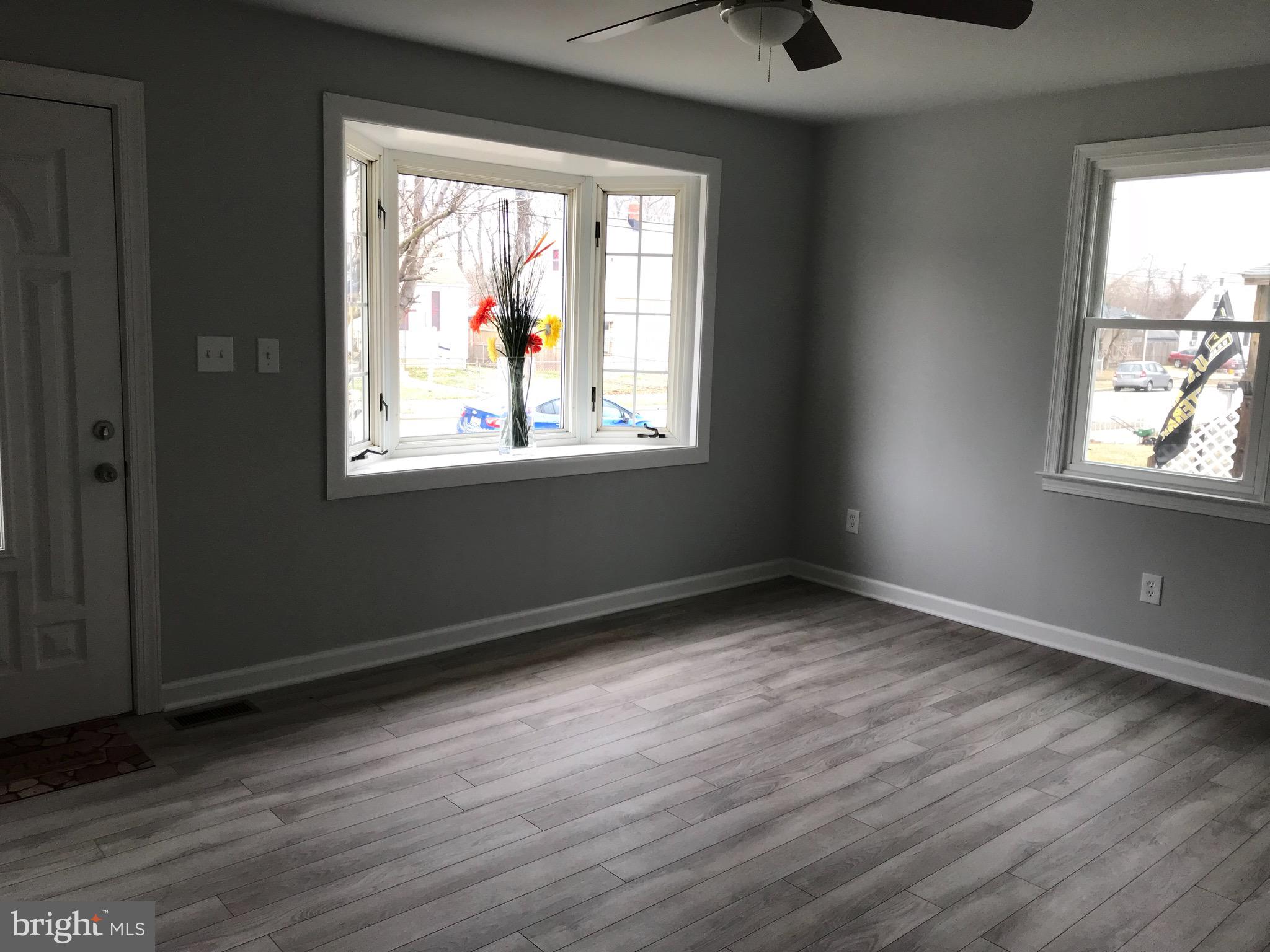 4105 Eder Road Baltimore, MD 21222 - Photo 18 of 84 Bay Window