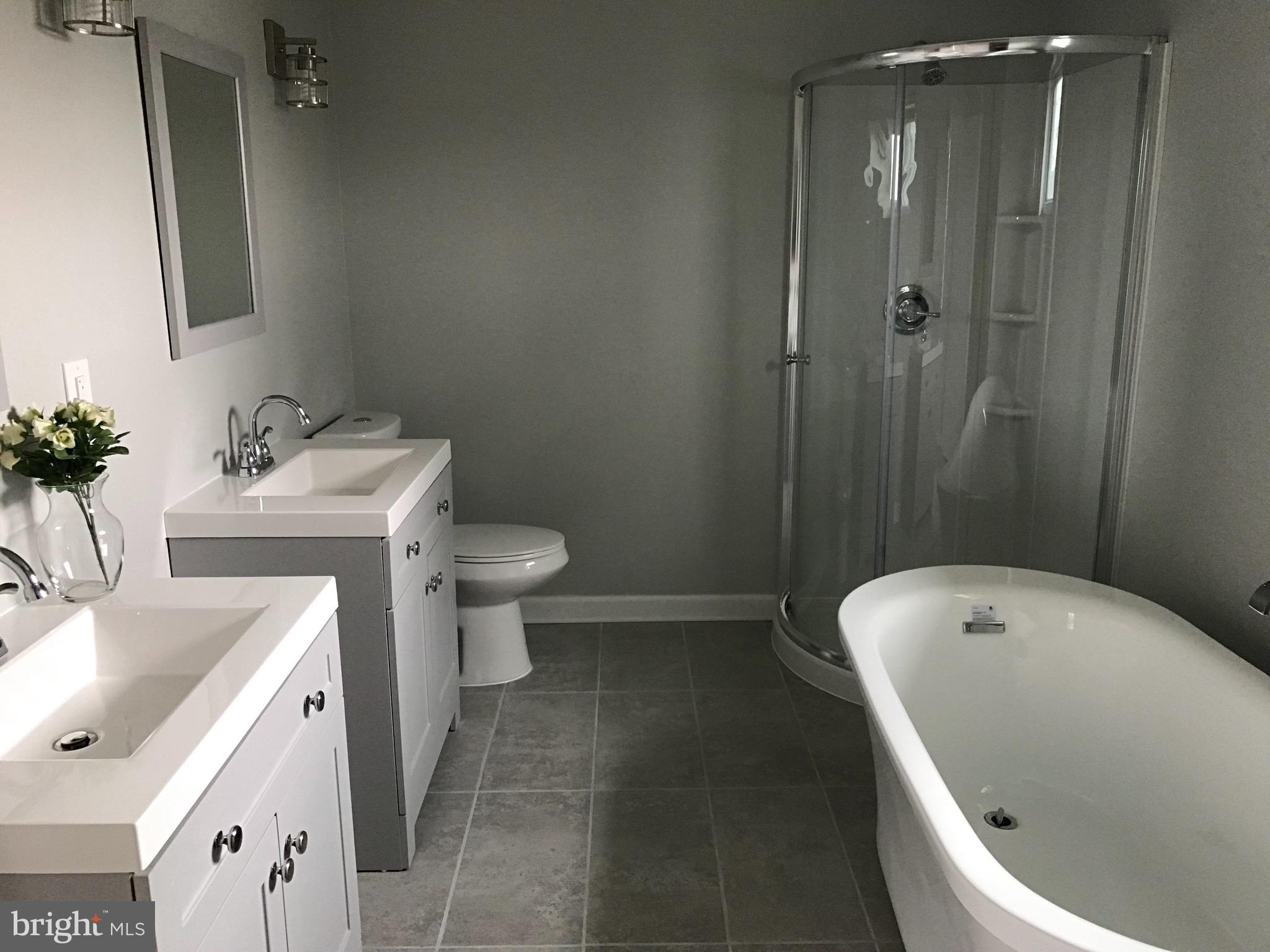 4105 Eder Road Baltimore, MD 21222 - Photo 39 of 84 Master Bathroom
