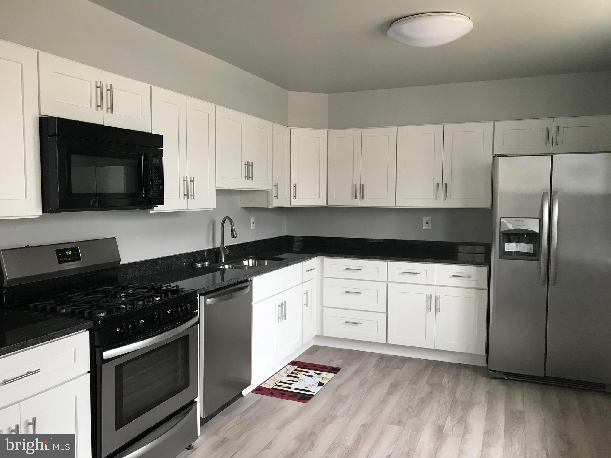 4105 Eder Road Baltimore, MD 21222 - Photo 7 of 84 Stainless Steel Appliances/Granite Counter Top