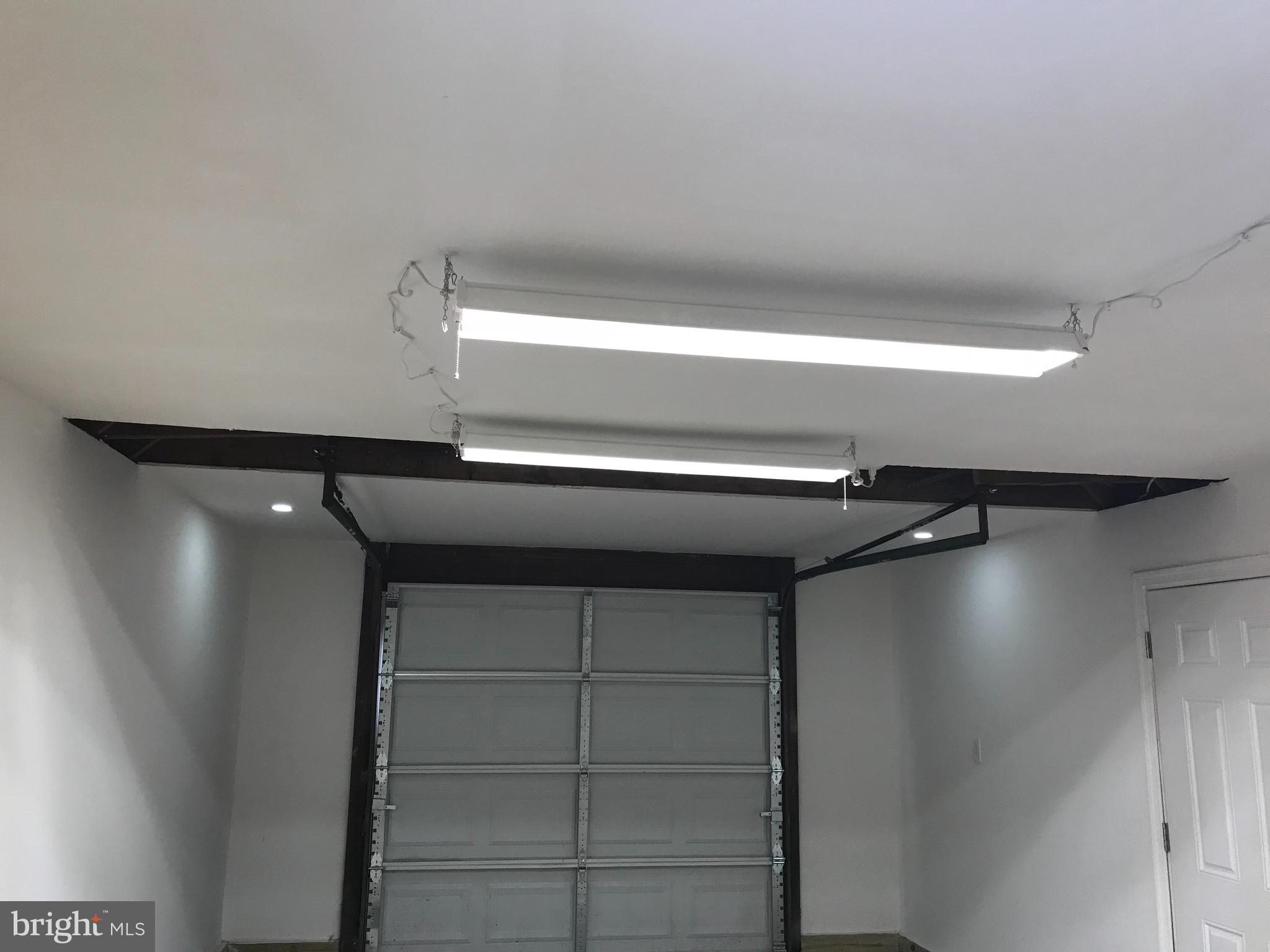 4105 Eder Road Baltimore, MD 21222 - Photo 78 of 84 Garage lighting