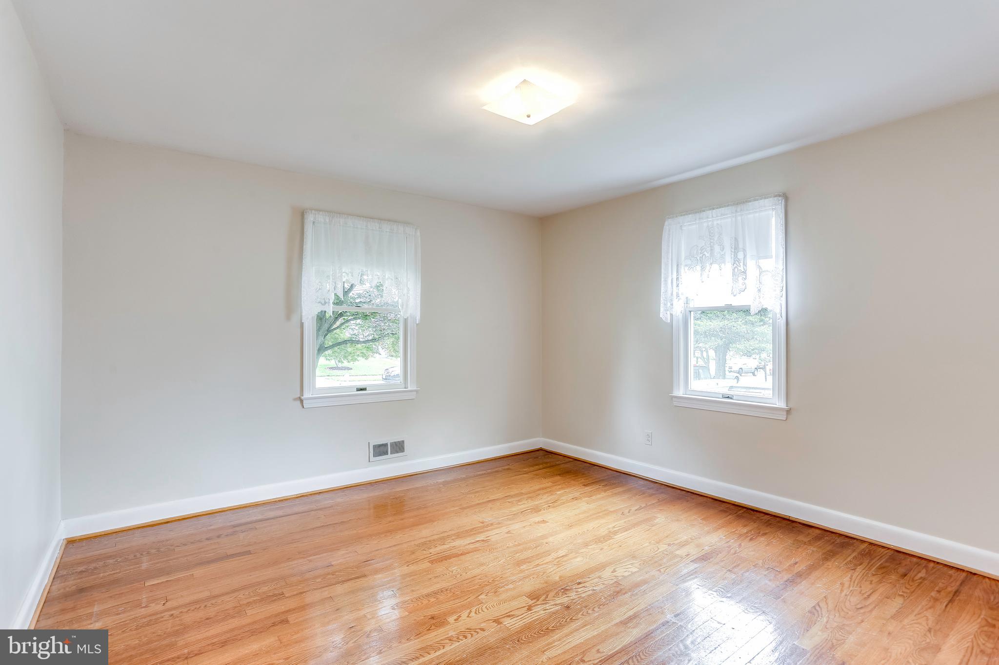 1813 Briarcliff Road Baltimore, MD 21234 - Photo 14 of 29 Bedroom
