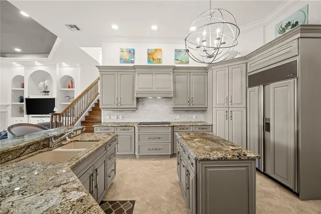 $3,100,000 | 8812 Muirfield Drive, Naples, FL 34109