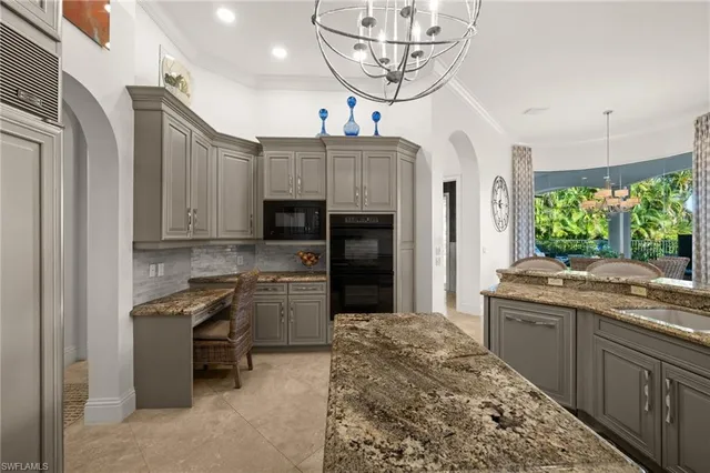 $3,100,000 | 8812 Muirfield Drive, Naples, FL 34109