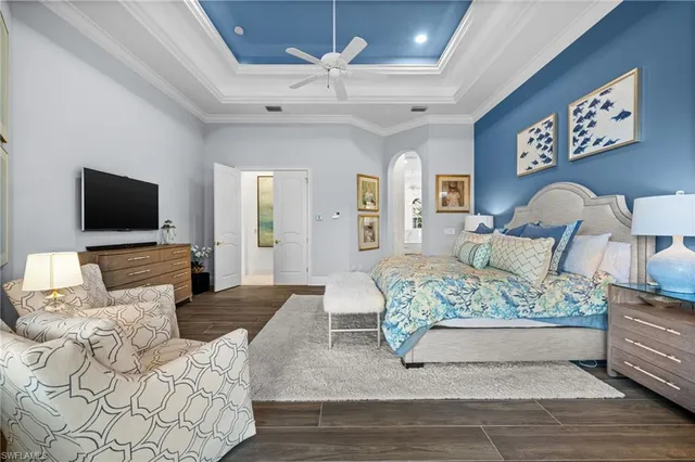 $3,100,000 | 8812 Muirfield Drive, Naples, FL 34109