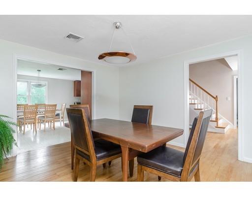 768 First Parish Road Scituate, MA 02066 - Photo 4 of 30 Gallery Image 4