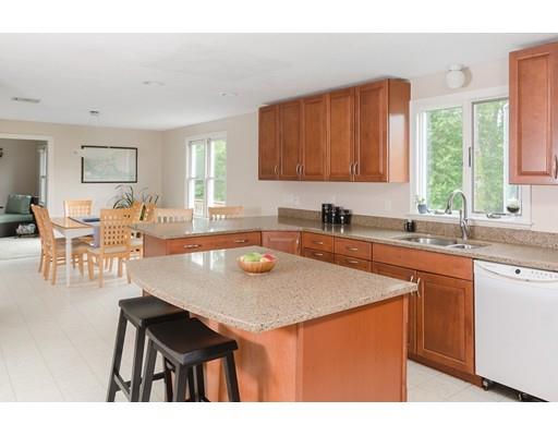 768 First Parish Road Scituate, MA 02066 - Photo 7 of 30 Gallery Image 7