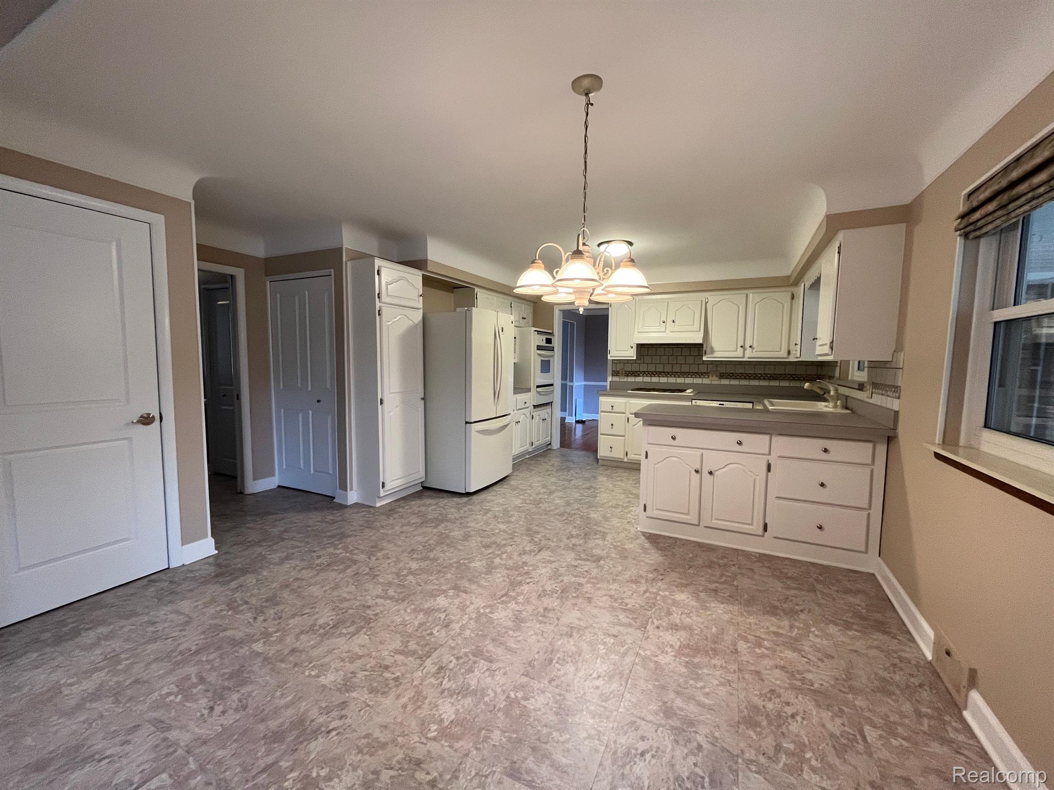 32487 Woody Road Fraser, MI 48026 - Photo 17 of 63 Gallery Image 17