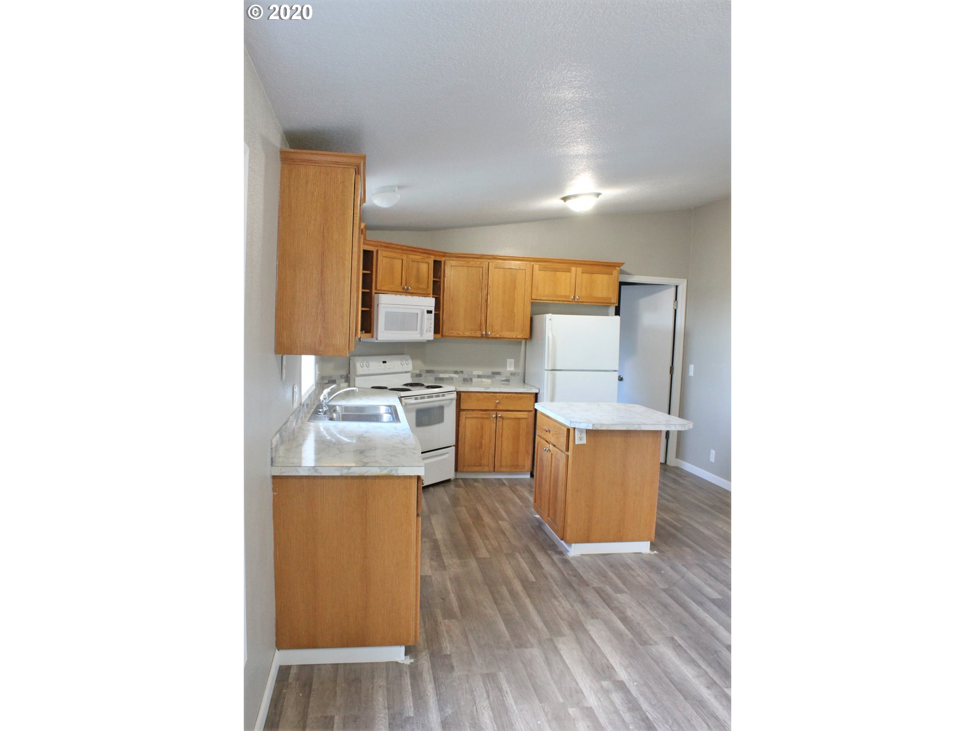 33575 Southeast Divers Road Estacada, OR 97023 - Photo 9 of 22 Gallery Image 9