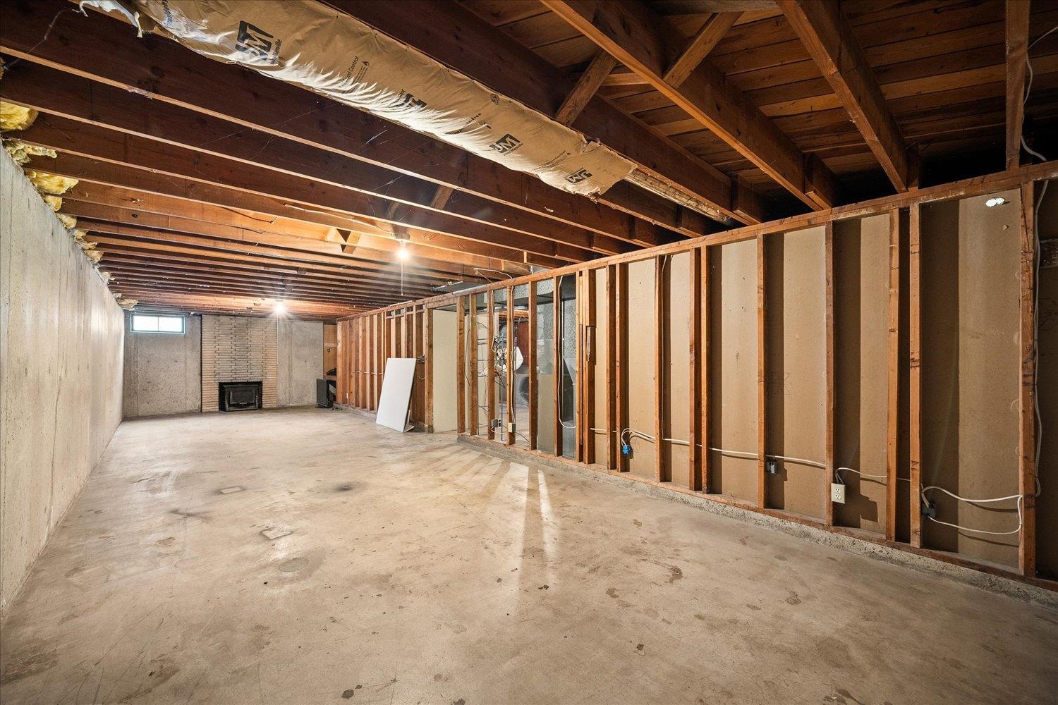 825 East Sanson Avenue Spokane, WA 99207 - Photo 13 of 23