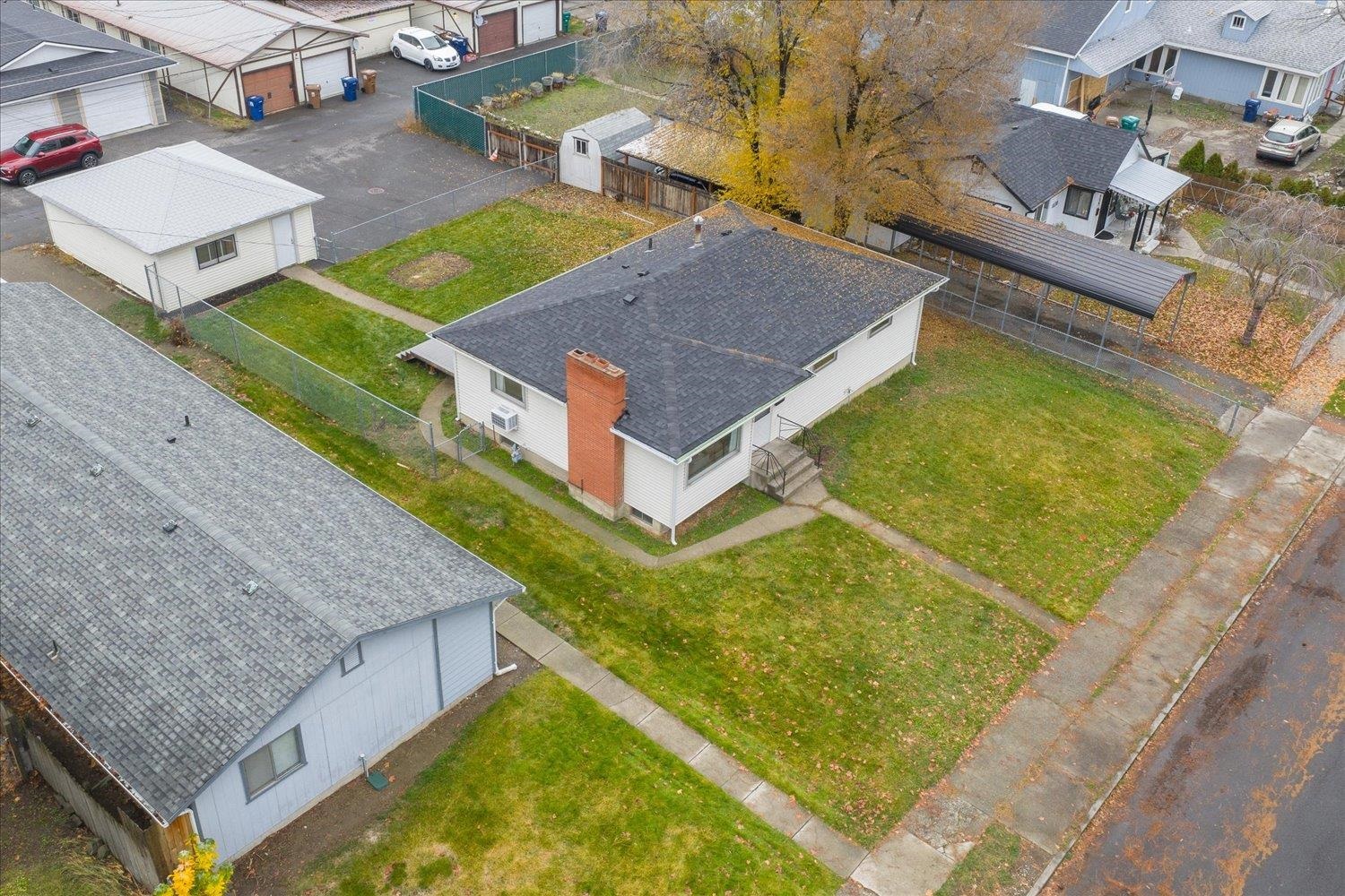 825 East Sanson Avenue Spokane, WA 99207 - Photo 21 of 23