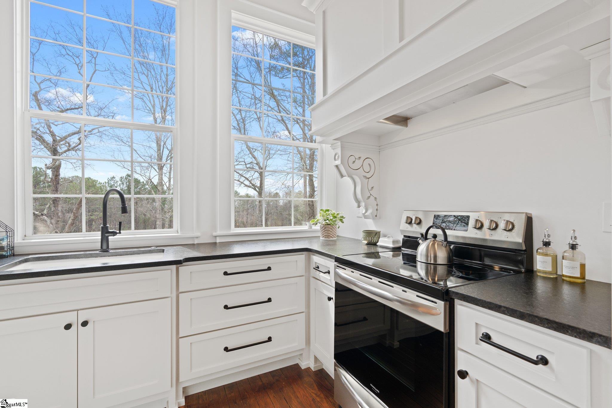 336 Allgood Bridge Road Pickens, SC 29671 - Photo 8 of 47