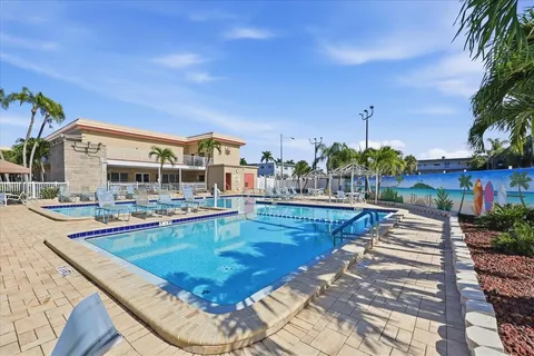 $449,000 | 6060 Shore Boulevard South, Unit 203, Gulfport, FL 33707