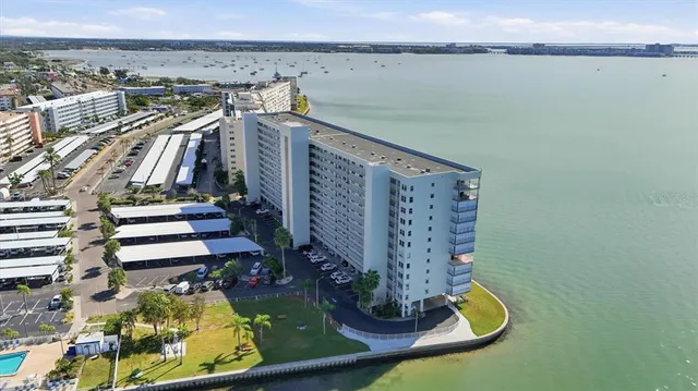 $449,000 | 6060 Shore Boulevard South, Unit 203, Gulfport, FL 33707