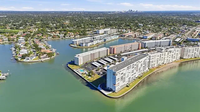 $449,000 | 6060 Shore Boulevard South, Unit 203, Gulfport, FL 33707