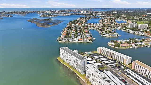 $449,000 | 6060 Shore Boulevard South, Unit 203, Gulfport, FL 33707