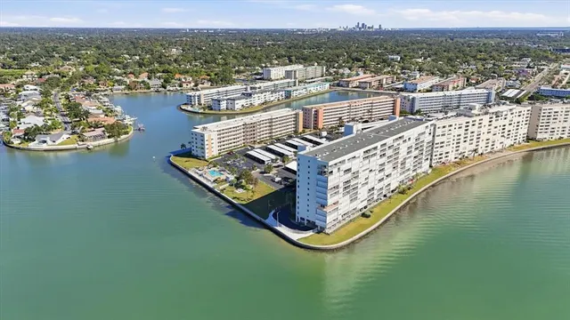 $449,000 | 6060 Shore Boulevard South, Unit 203, Gulfport, FL 33707