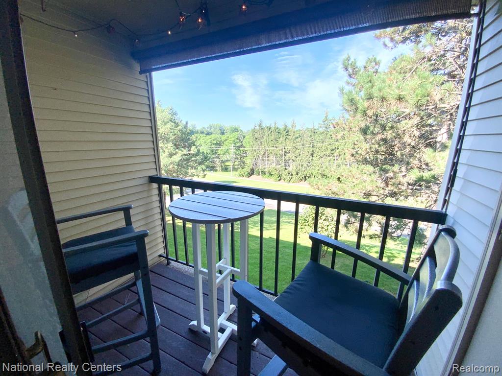20830 Taft Road Northville, MI 48167 - Photo 22 of 26