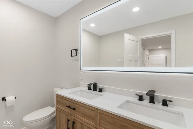 $295,000 | 6530 West Us Highway, North Vernon, IN 47265