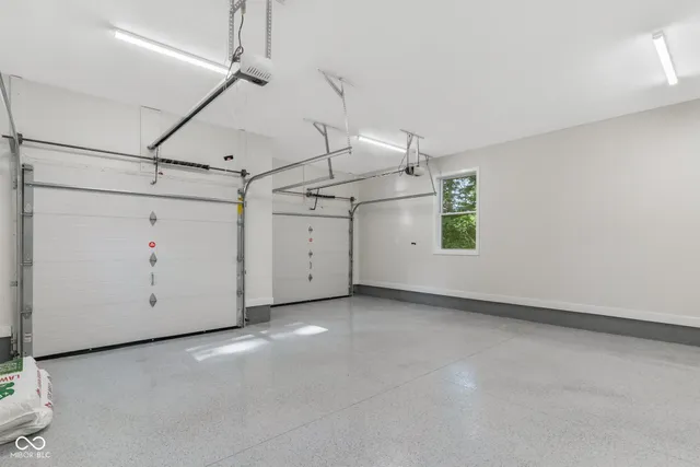 $295,000 | 6530 West Us Highway, North Vernon, IN 47265