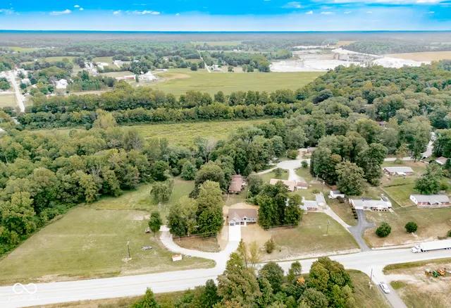 $295,000 | 6530 West Us Highway, North Vernon, IN 47265