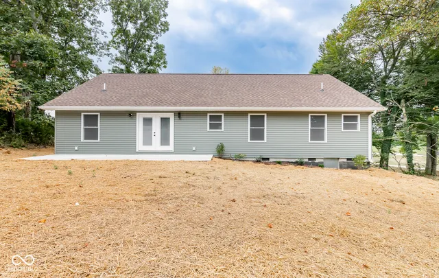 $295,000 | 6530 West Us Highway, North Vernon, IN 47265