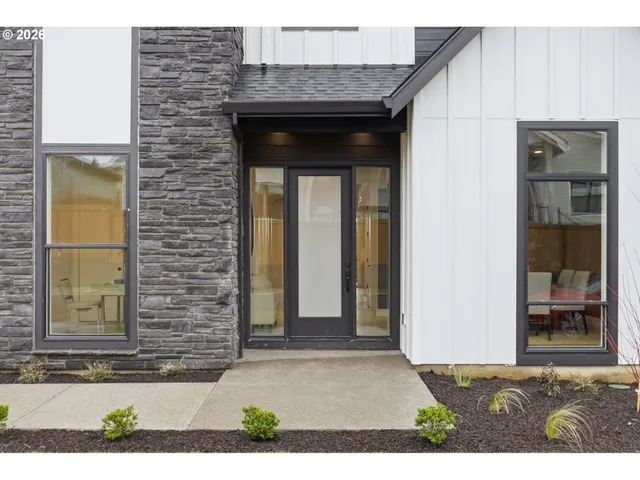 a view of entrance of the house