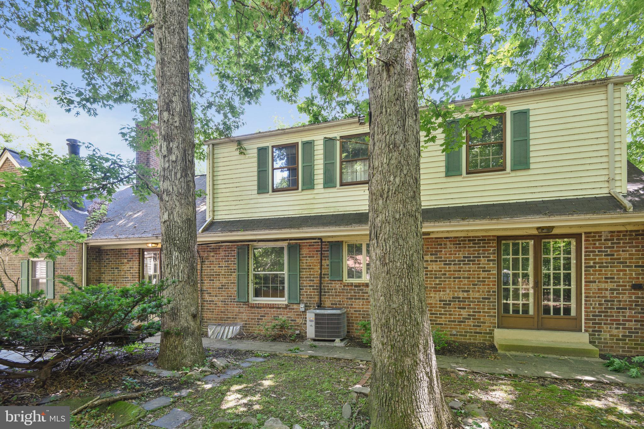 11342 Vale Road Oakton, VA 22124 - Photo 30 of 34 Rear of Home