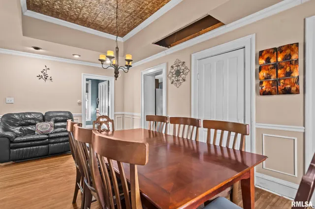 $149,900 | 203 West Sheridan Road, Petersburg, IL 62675