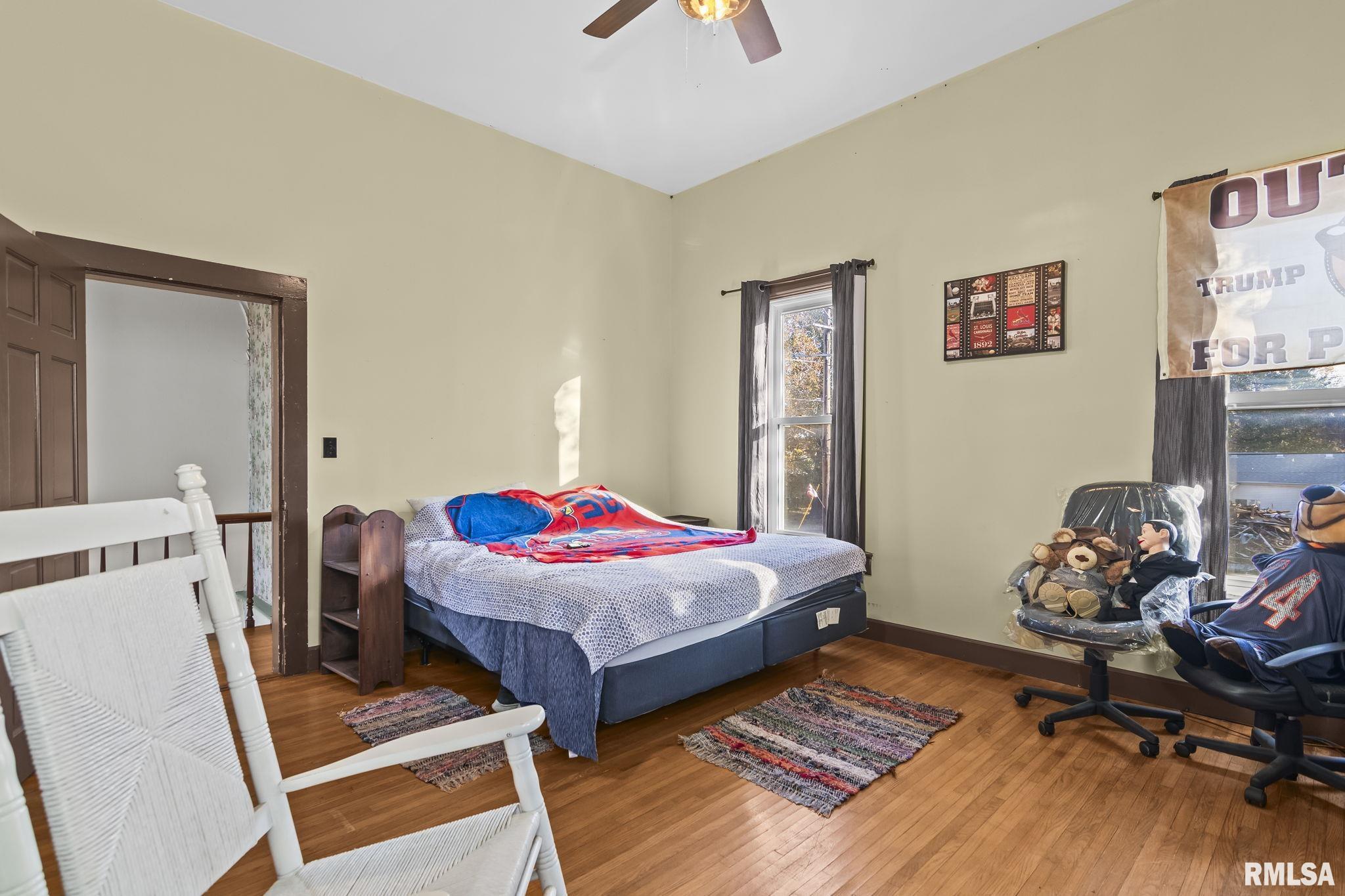 203 West Sheridan Road Petersburg, IL 62675 - Photo 22 of 38