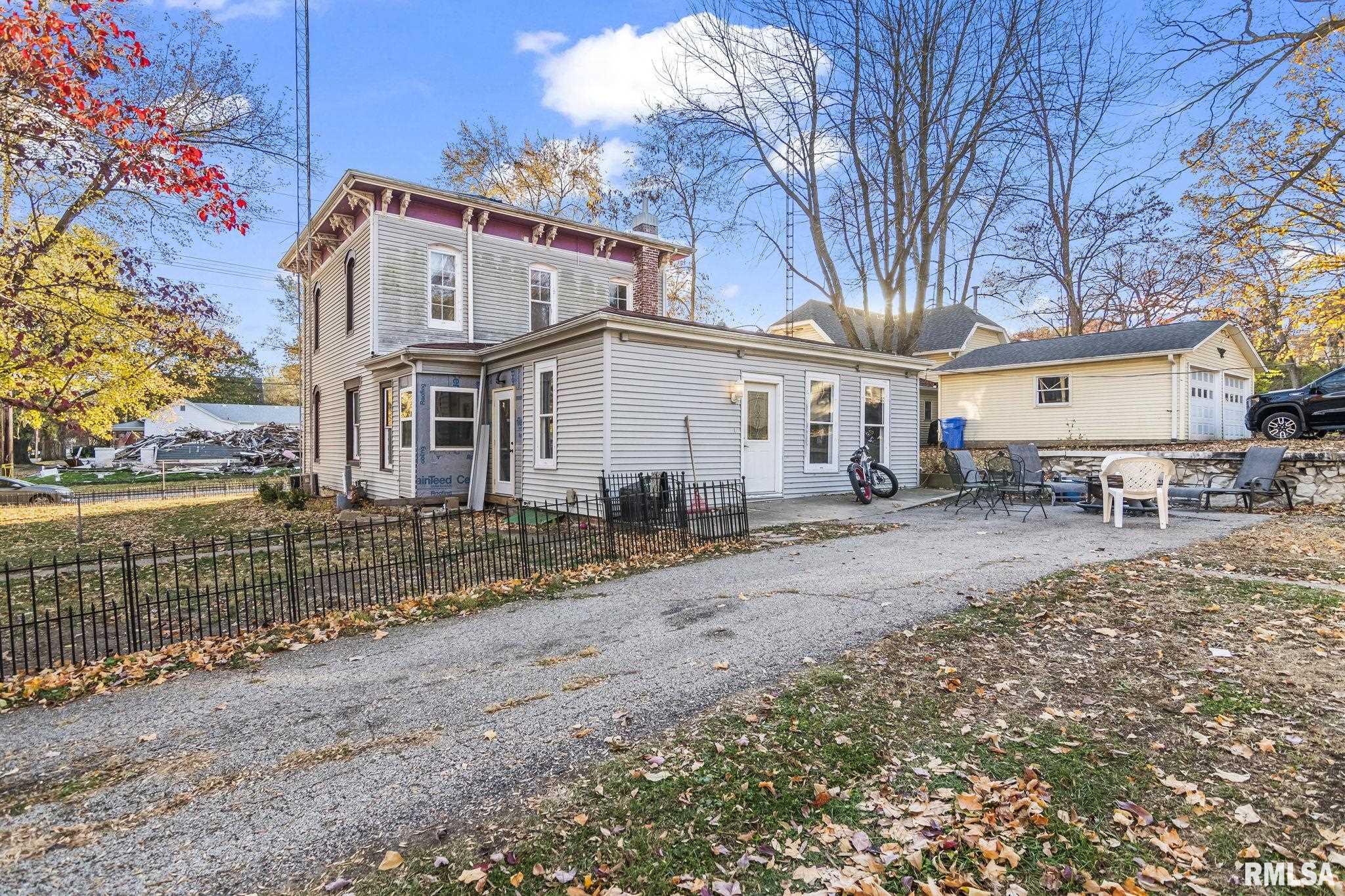 203 West Sheridan Road Petersburg, IL 62675 - Photo 34 of 38