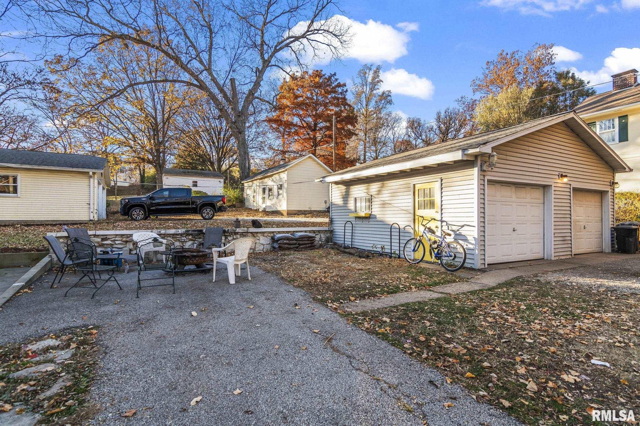 203 West Sheridan Road Petersburg, IL 62675 - Photo 38 of 38