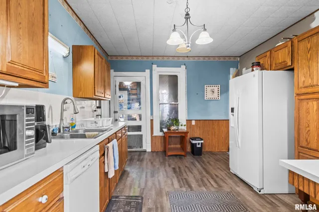 $149,900 | 203 West Sheridan Road, Petersburg, IL 62675