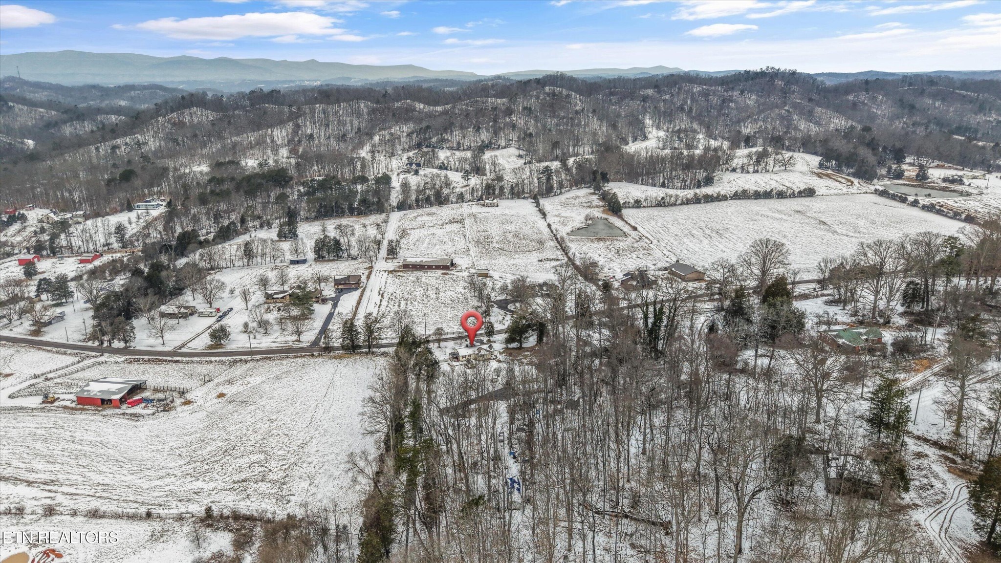 359 East Wolf Valley Road Heiskell, TN 37754 - Photo 34 of 40 a view of a city