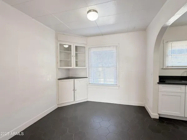 $1,375 | 3809 North 9th Place, Phoenix, AZ 85014