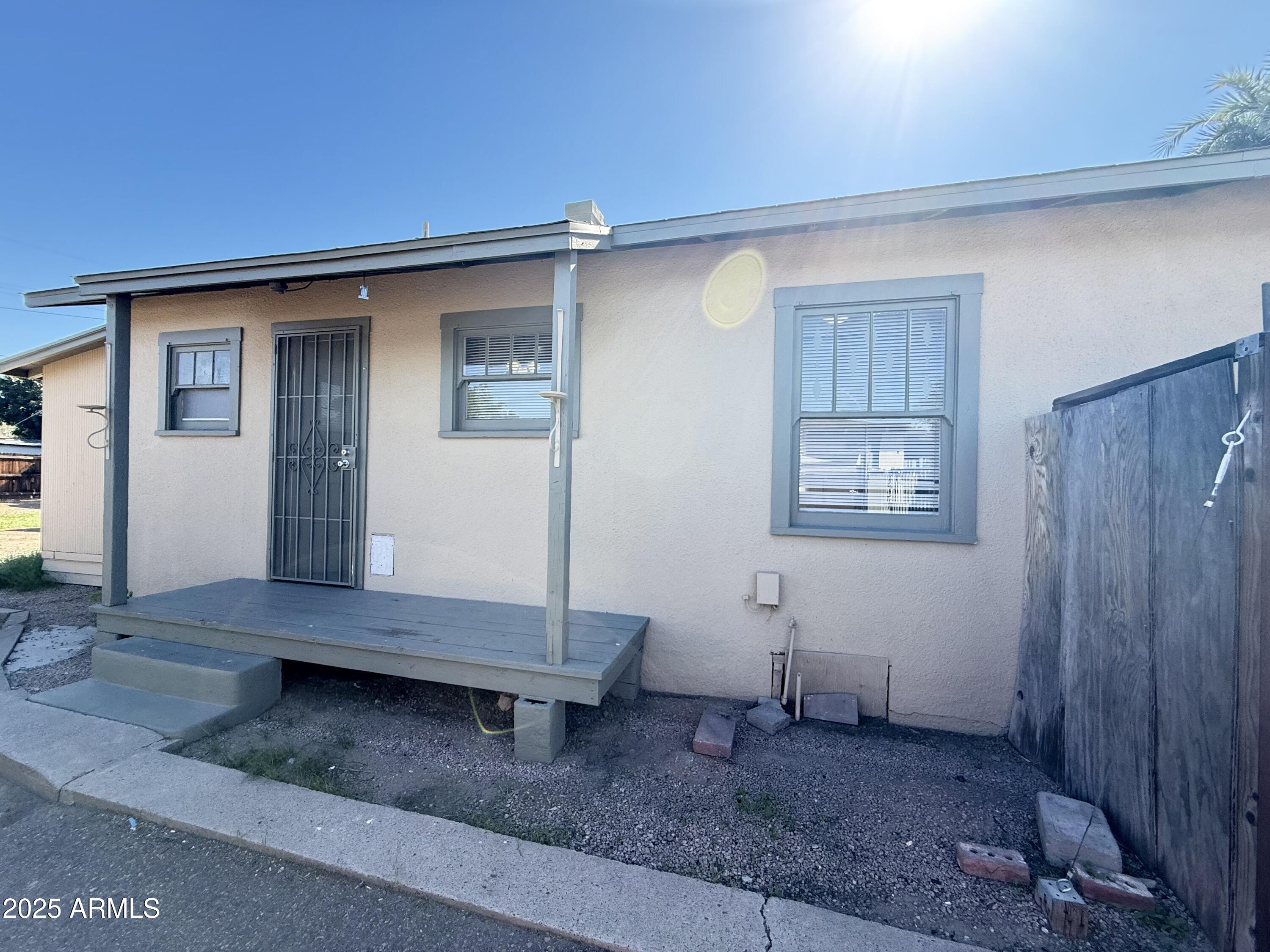 3809 North 9th Place Phoenix, AZ 85014 - Photo 25 of 28 a view of entryway