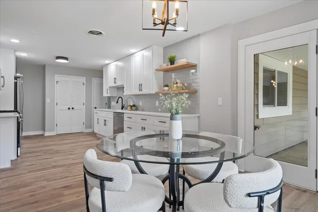 $489,000 | 21547 South Nadia Drive, Shorewood, IL 60404