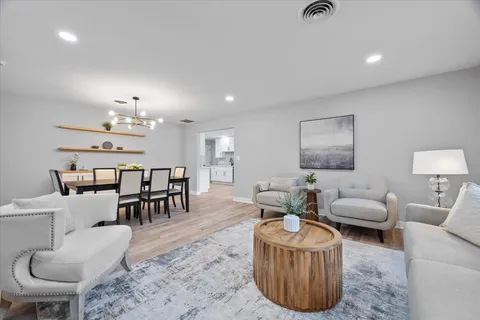 $489,000 | 21547 South Nadia Drive, Shorewood, IL 60404