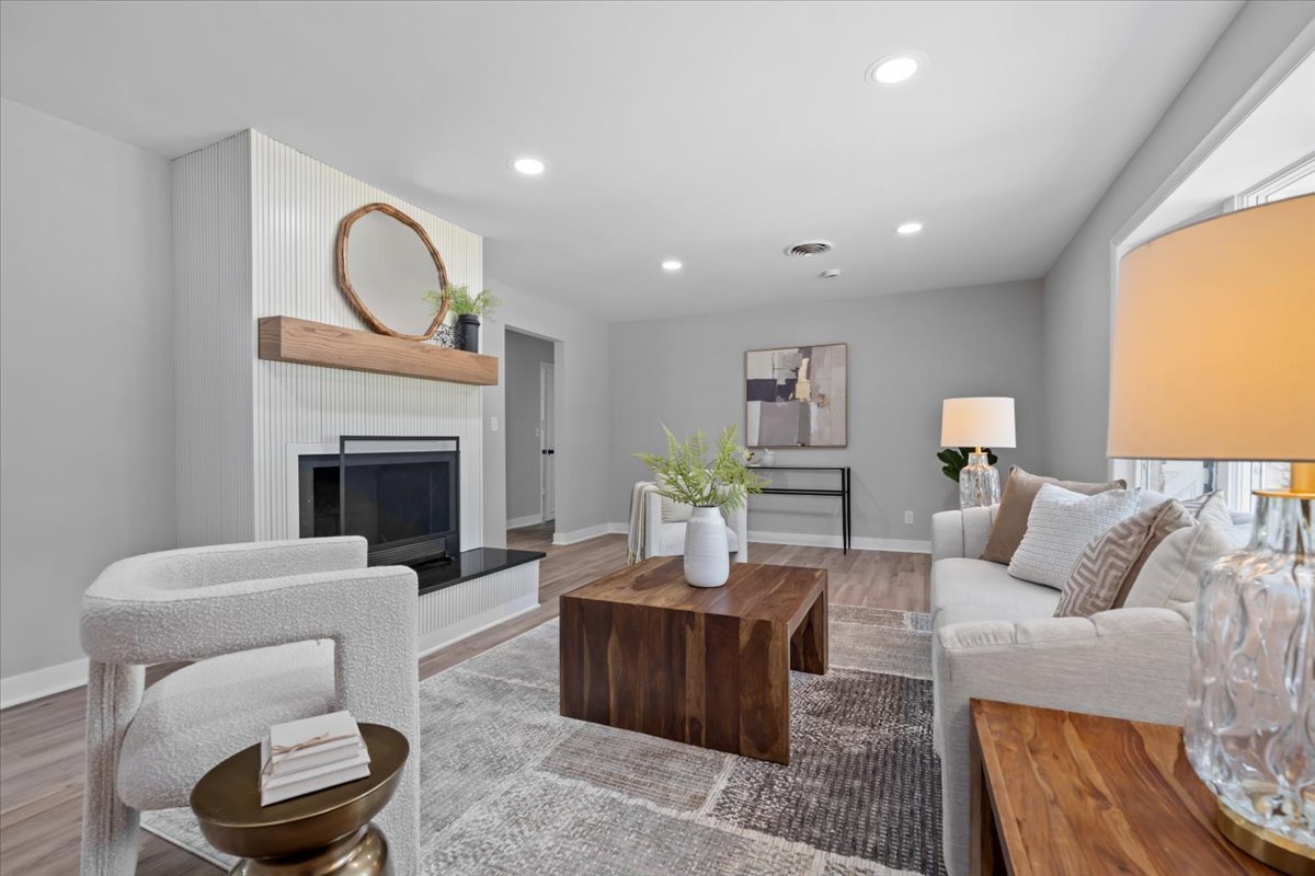 21547 South Nadia Drive Shorewood, IL 60404 - Photo 7 of 39