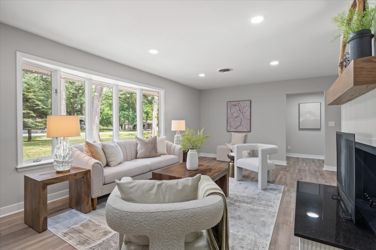 21547 South Nadia Drive Shorewood, IL 60404 - Photo 9 of 39