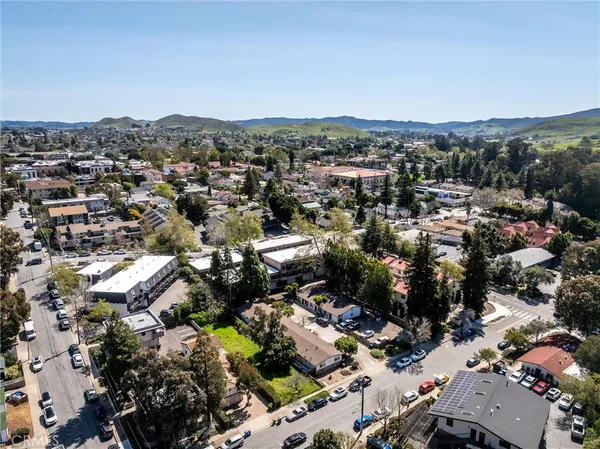 $448,000 | 879 Walnut Street, San Luis Obispo, CA 93401