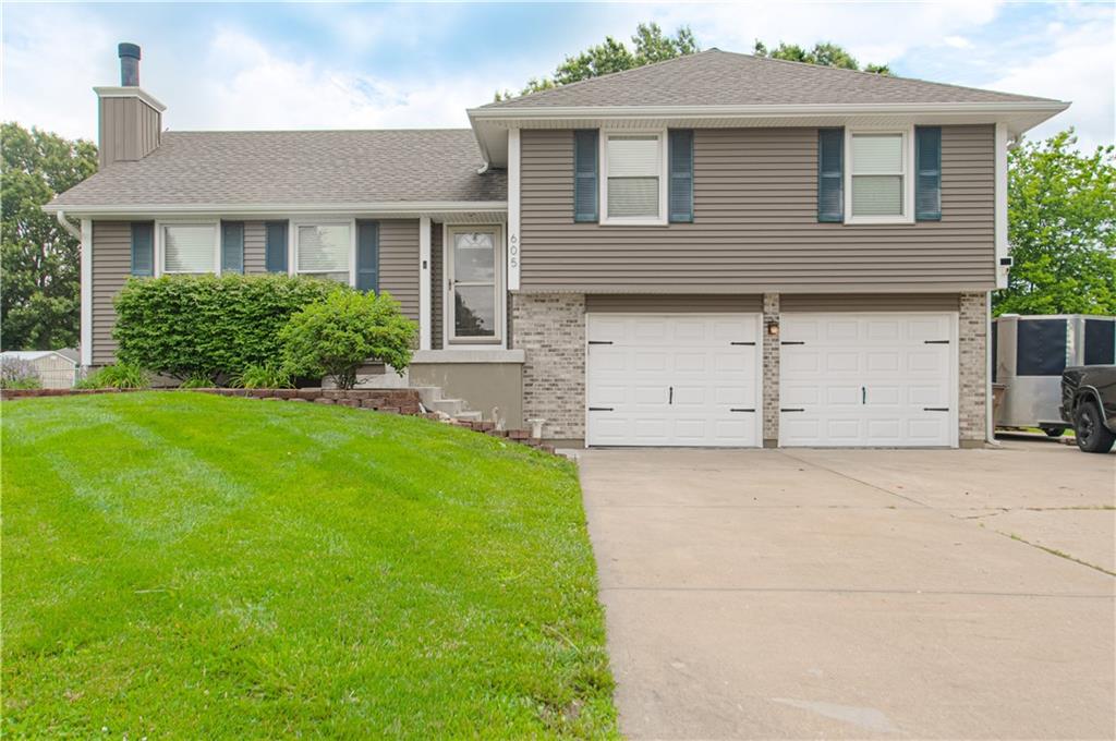 605 Meadow Court Raymore, MO 64083 - Photo 1 of 1