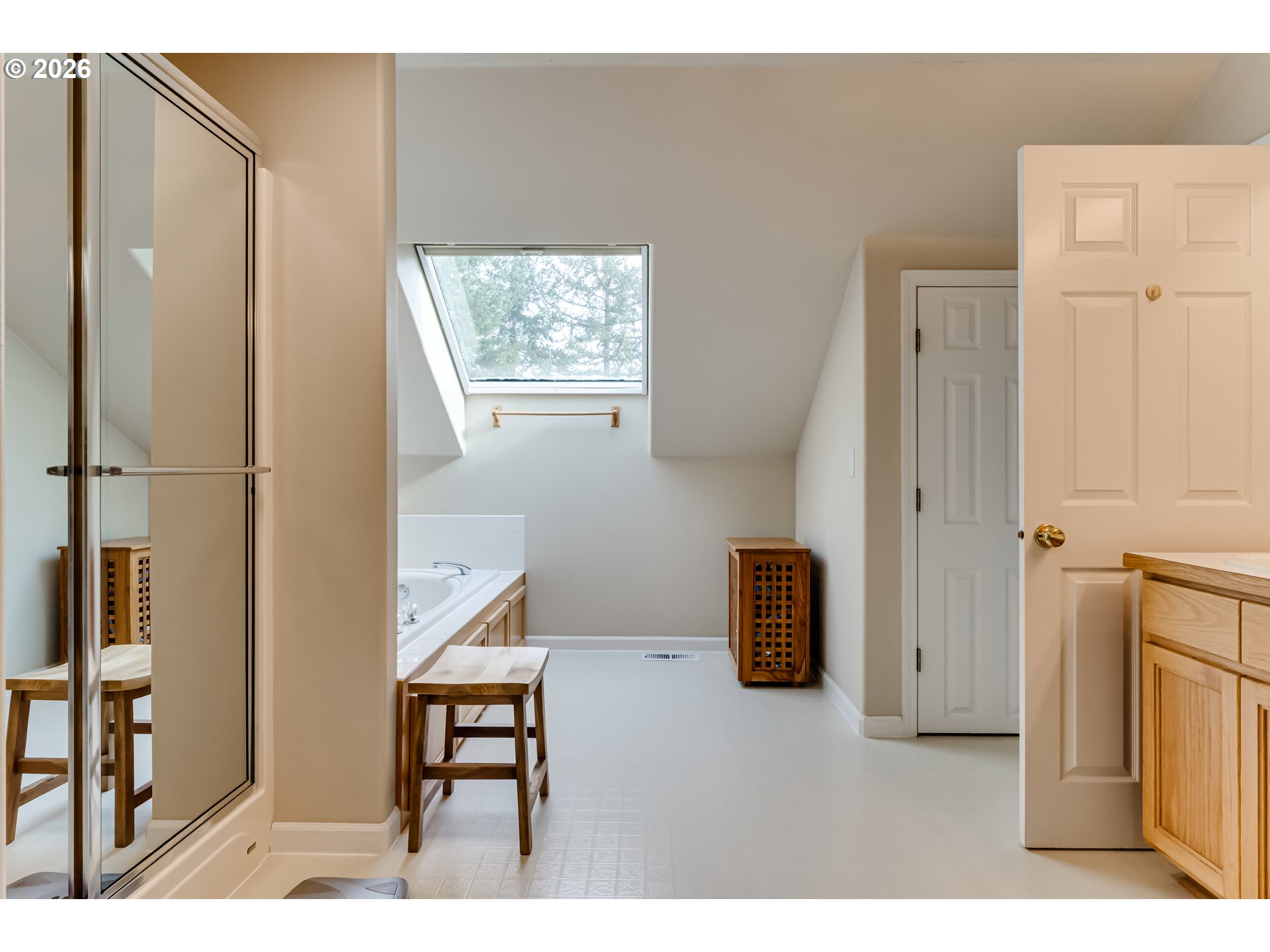 3593 Lawrence Street Eugene, OR 97405 - Photo 13 of 33 Bathroom
