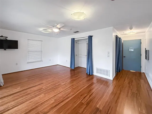 $675,000 | 921 Northwest 9th Street, Grand Prairie, TX 75050