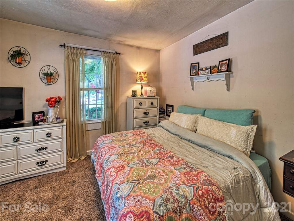 23 Newfound Road Asheville, NC 28806 - Photo 30 of 38 Gallery Image 30