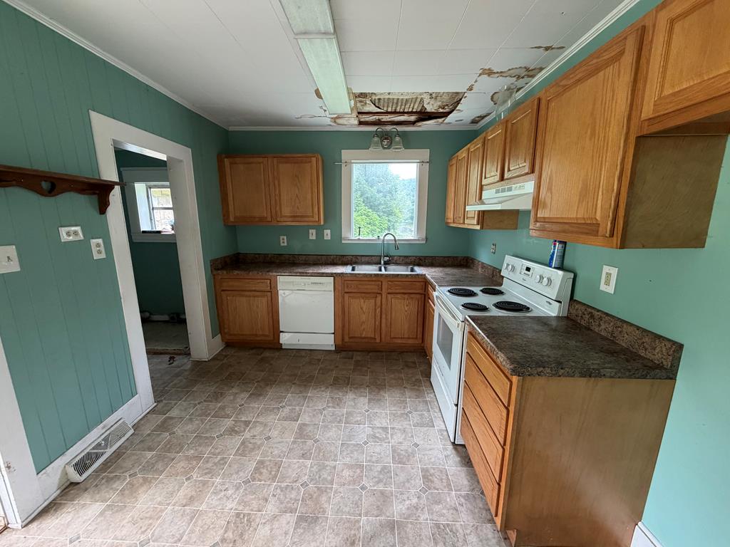 1569 Ritter Drive Daniels, WV 25832 - Photo 27 of 49 Gallery Image 27