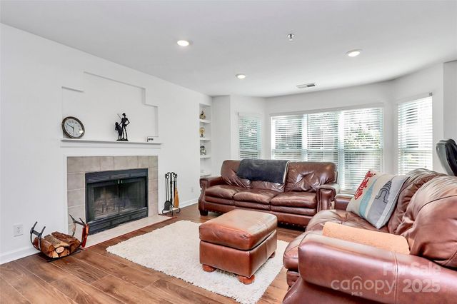 $244,000 | 509 North Graham Street, Unit 2A, Charlotte, NC 28202