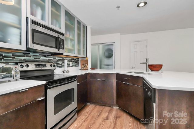 $244,000 | 509 North Graham Street, Unit 2A, Charlotte, NC 28202