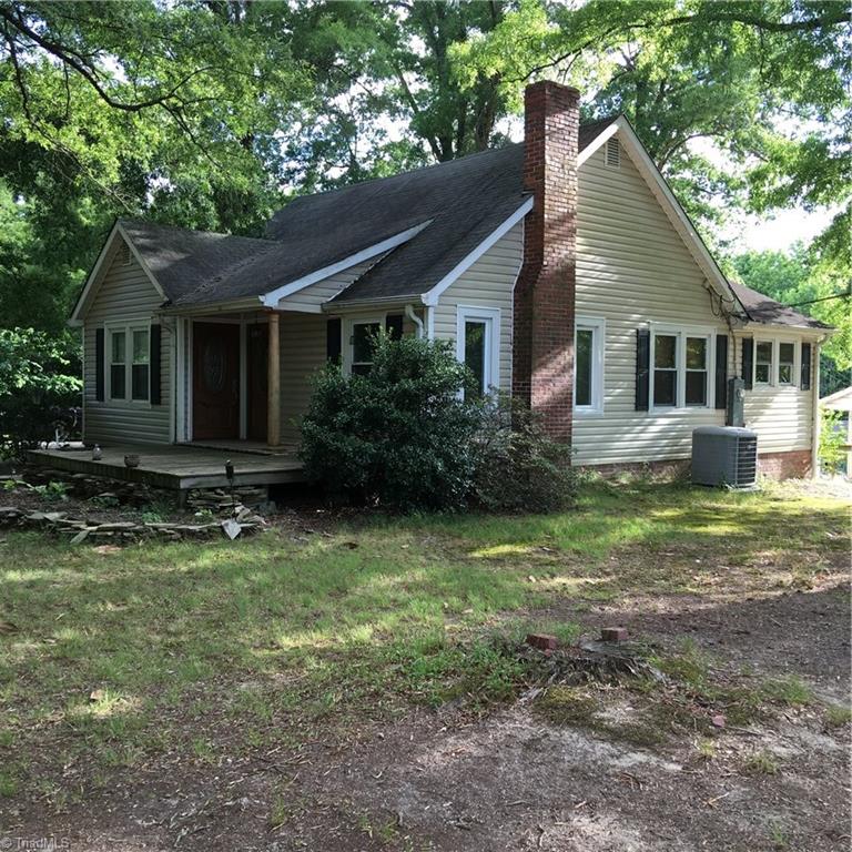 1256 Calvin Sowers Road Lexington, NC 27295 - Photo 2 of 12 Side view